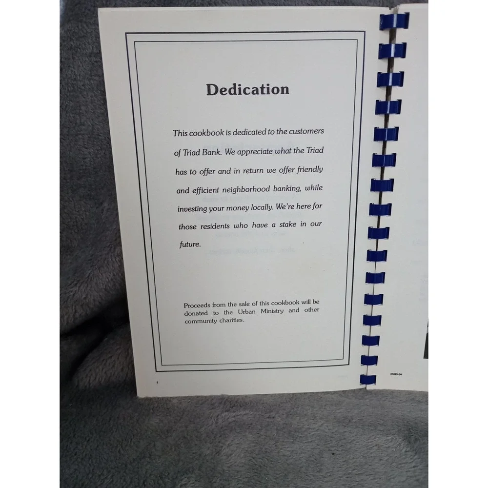 Triad Bank Cookbook Greensboro Winston-Salem North Carolina 1994 Local‎